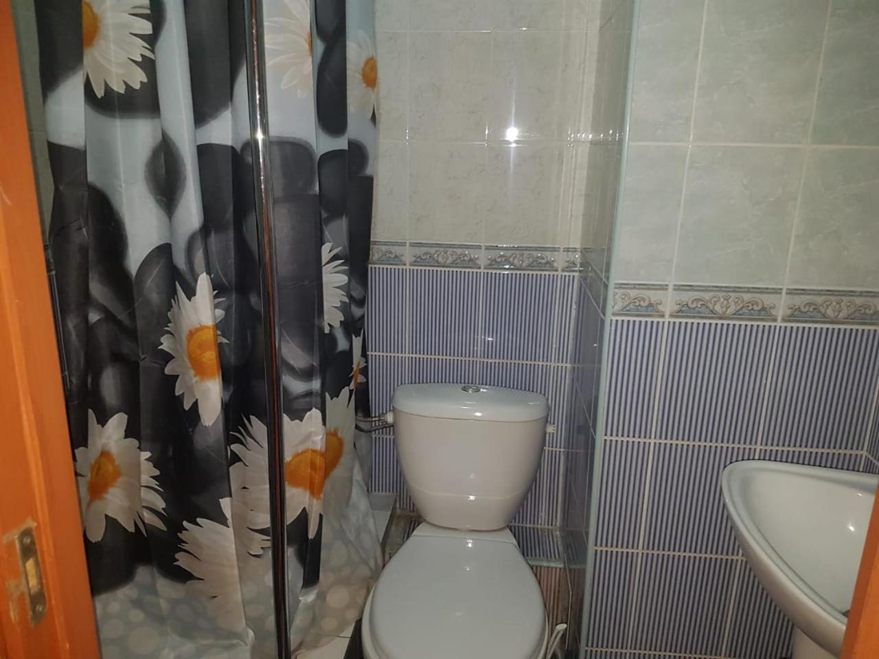 Hotel Kezdesu Almaty Bagian luar foto